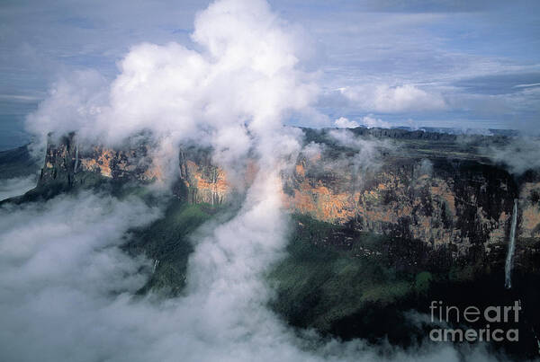 South America Art Print featuring the photograph Roraima by Juan Silva