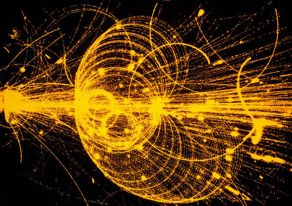 Na35 Experiment Imagery Art Print featuring the photograph Streamer Chamber Photo Of Particle Tracks by Cern