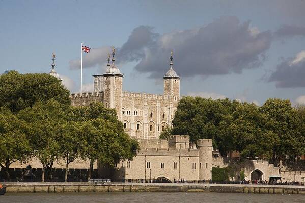 Towers Art Print featuring the photograph The Tower of London. by Christopher Rowlands