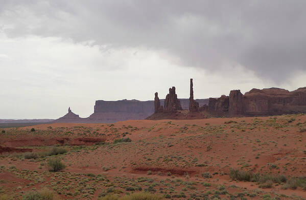 West Art Print featuring the photograph Totem Pole, Monument Valley by Gordon Beck