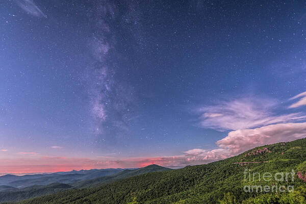 Valley Of Dreams Art Print featuring the photograph Valley of Dreams by Robert Loe