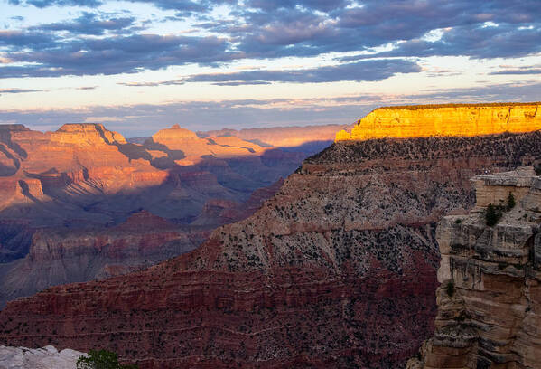 Sunset Art Print featuring the photograph A Golden Sunset in the Grand Canyon by L Bosco