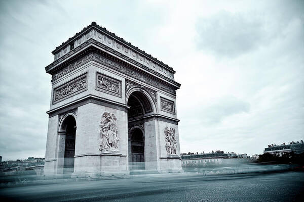 Desaturated Art Print featuring the photograph Arc De Triomphe, Paris by Espiegle