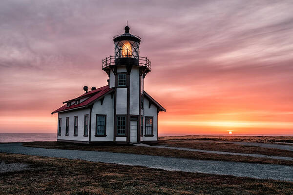 Cabrillo Lighthouse Art Print featuring the photograph Cabrillo Lighthouse At Sunset by Teri Reames