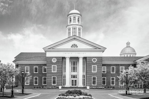 Christopher Newport Art Print featuring the photograph Christopher Newport University Trible Library by University Icons