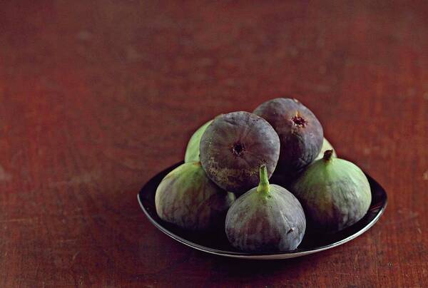 Wood Art Print featuring the photograph Figs On Plate by Aparna Balasubramanian