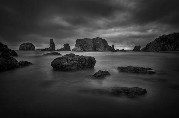 Gloomy Art Print featuring the photograph Gloomy Morning At Bandon Beach by Lydia Jacobs