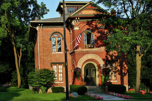 Italianate Style; Library; Ladies Library; Ladies Library Ypsilanti Art Print featuring the photograph Starkweather House by Pat Cook