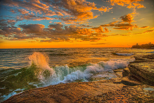 Lake Art Print featuring the photograph Sunset on Lake Ontario by Fred J Lord