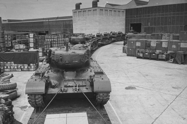 Arsenal Art Print featuring the photograph Tank Construction by Ralph Morse