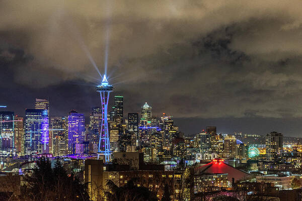 Seattle Art Print featuring the photograph The Star of Seattle by Bryan Xavier
