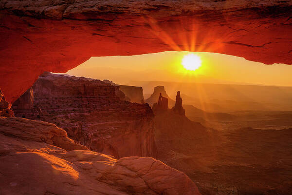 Mesa Arch Art Print featuring the photograph Morning Rays #2 by Andrew Soundarajan