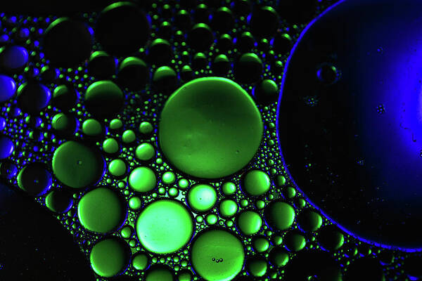 Light Art Print featuring the photograph Bubbles by Amelia Pearn