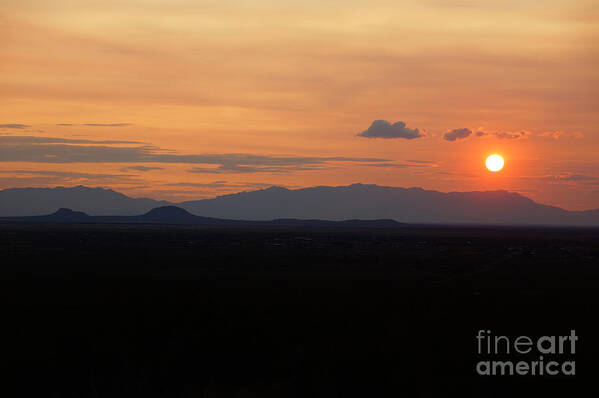 Sunset Art Print featuring the photograph Desert sunset 1 by Ken Kvamme