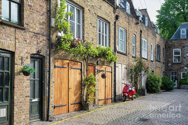 Dunworth Mews Art Print featuring the photograph Dunworth Mews Notting Hill West London by Tim Gainey