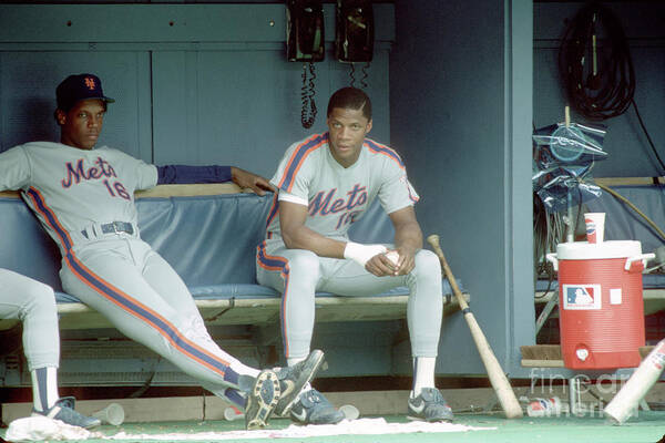 Dwight Gooden Art Print featuring the photograph Dwight Gooden and Darryl Strawberry by George Gojkovich