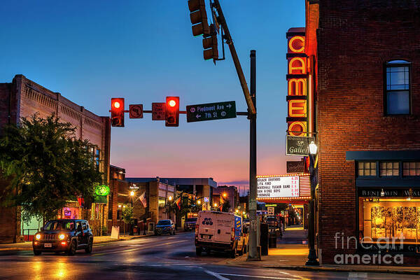 Bristol Art Print featuring the photograph Hot Bristol Nights by Shelia Hunt