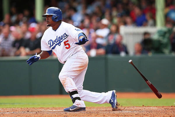 Los Angeles Dodgers Art Print featuring the photograph Juan Uribe by Brendon Thorne