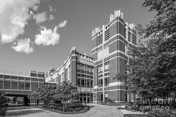 Marquette University Art Print featuring the photograph Marquette University Raynor Library by University Icons