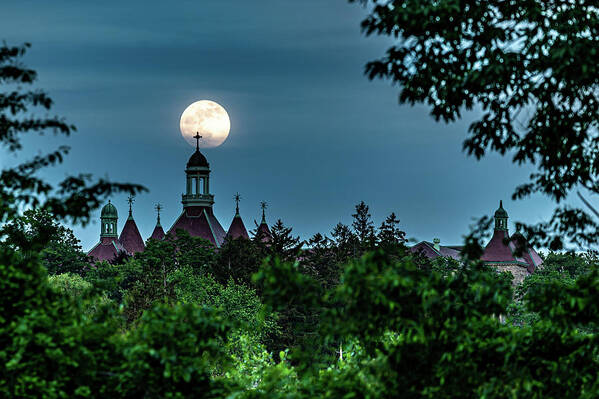 Dunwoodie Art Print featuring the photograph Moonrise over Yonkers by Kevin Suttlehan