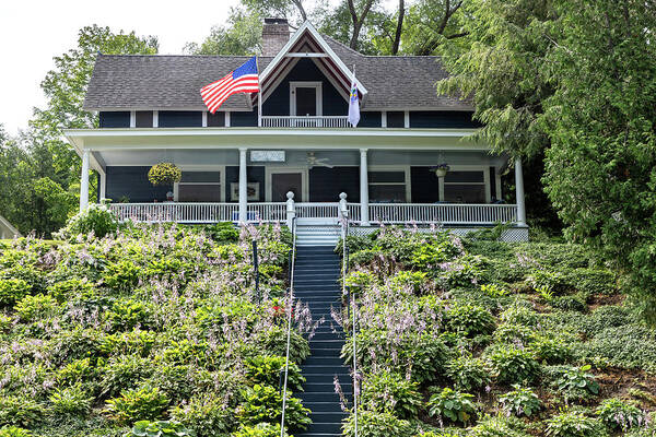 Bay View Art Print featuring the photograph Myrtle Hill by Robert Carter