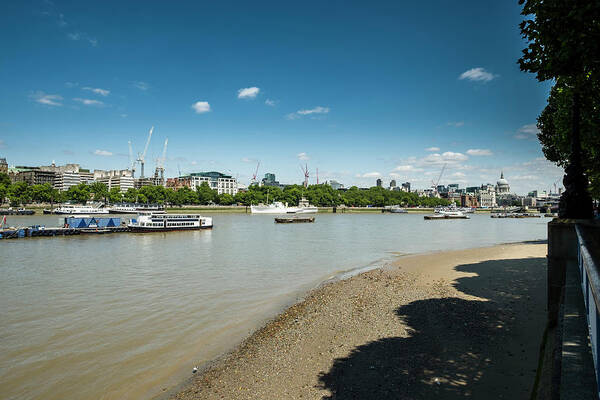 River Art Print featuring the photograph River Thames by David L Moore