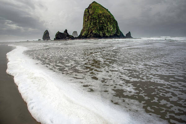 Cannon Beach Art Print featuring the photograph Seafoam at Cannon Beach by Jerry Cahill