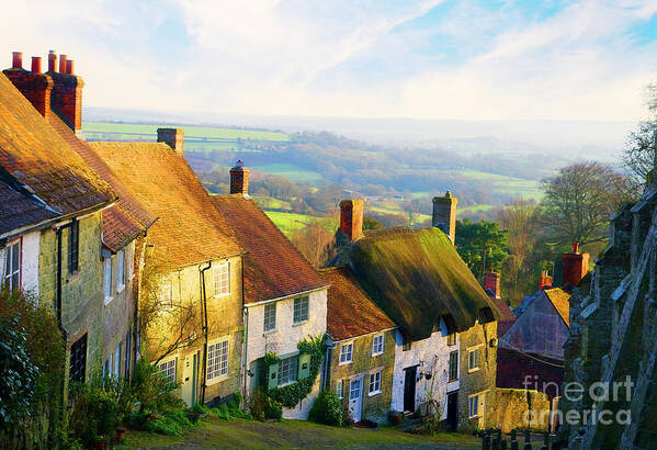 Shaftesbury Art Print featuring the photograph Shaftesbury - England by Stella Levi