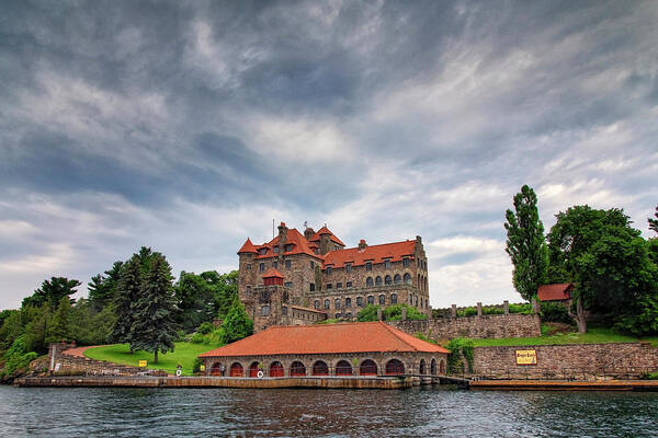 1000 Islands Art Print featuring the photograph Singer Castle by Andy Crawford