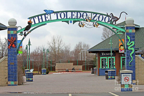 Zoo Art Print featuring the photograph The Toledo Zoo Entrance 0784 by Jack Schultz