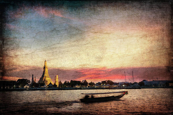 Thailand Art Print featuring the photograph Wat Arun by Mark Gomez