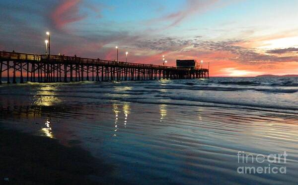 Newport Beach Art Print featuring the photograph Last Light by Everette McMahan jr