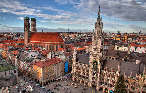 Marienplatz Art Print featuring the photograph Marienplatz by Shirley Radabaugh