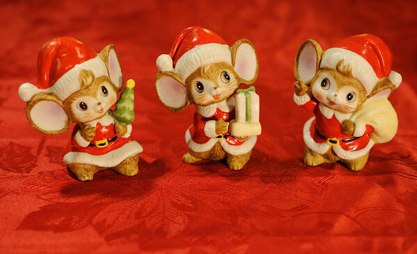 Christmas Art Print featuring the photograph Three Little Christmas Mice by Luke Moore