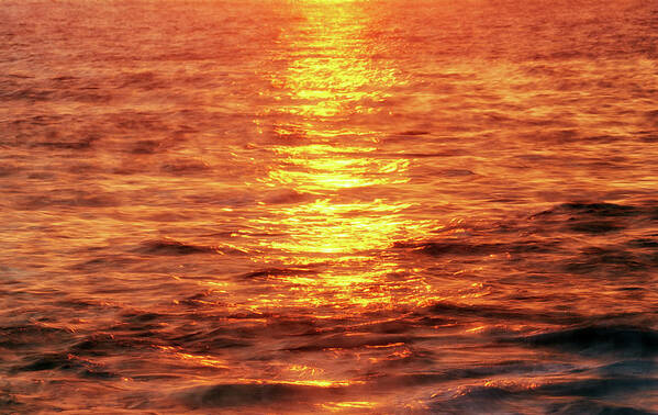 Hawaiian Island Art Print featuring the photograph Sunset Shimmer by Christopher Johnson