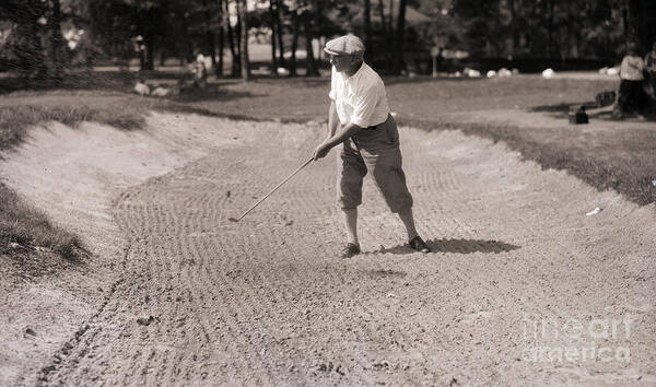 People Art Print featuring the photograph Frank Hoyt Swinging Golf Club by Bettmann