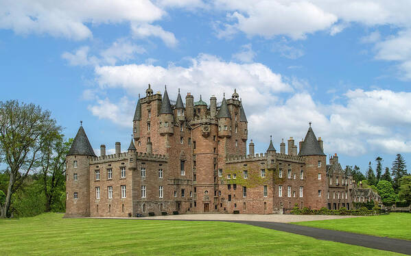 Art Print featuring the photograph Scotland's Glamis Castle by Marcy Wielfaert