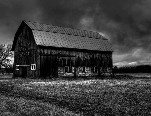 Oslo Corner Barn Art Print featuring the photograph Oslo Corner 1 by Thomas Young