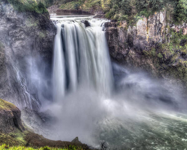 Waterfall Art Print featuring the photograph Snoqualmie Falls by Chris McKenna