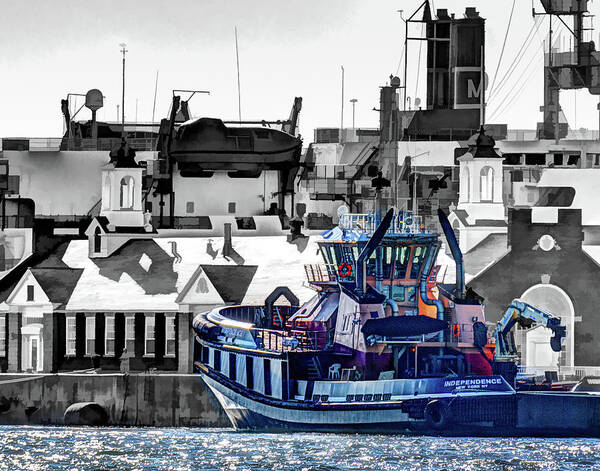 Boat Art Print featuring the photograph Tugboat Independence by David Thompsen
