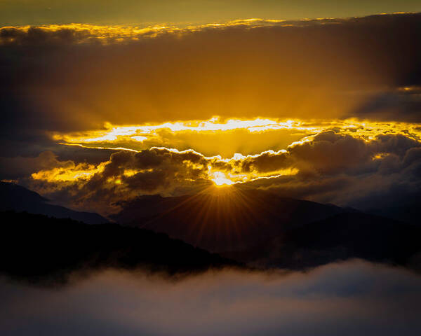 Great Smoky Mountains National Park Art Print featuring the photograph Sunrise in the Smokies by Norman Reid