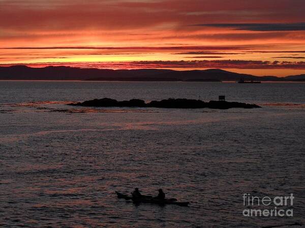 Sunset Art Print featuring the photograph Kayak Sunset by Gayle Swigart