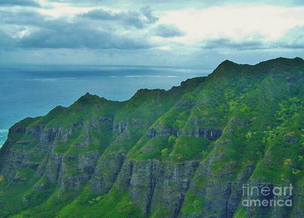 Oahu Mountains Art Print featuring the photograph Oahu Mountains by Brigitte Emme