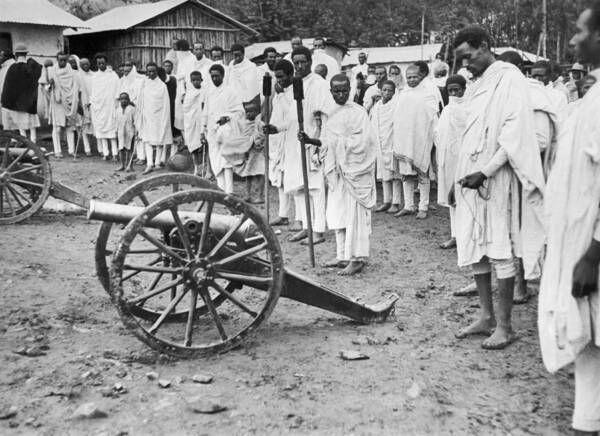 1930s Art Print featuring the photograph Soldiers Salute Haile Selassie by Underwood Archives