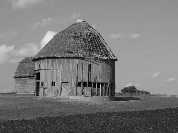 Farm Art Print featuring the photograph Round Barn by Scott Kingery