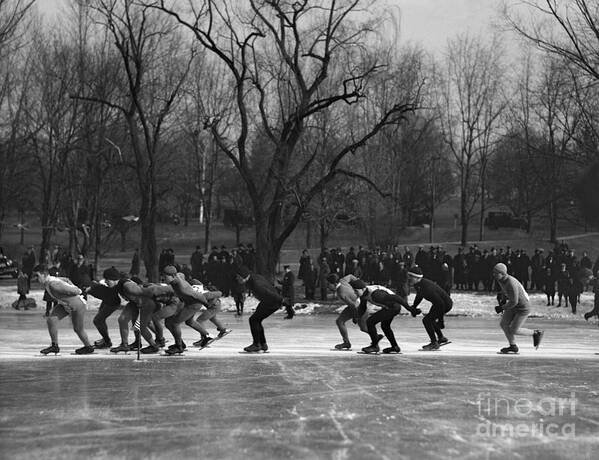 People Art Print featuring the photograph Ice Skating Race #1 by Bettmann