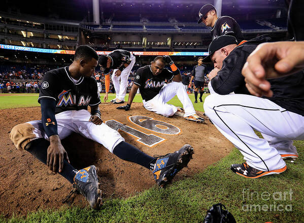 People Art Print featuring the photograph New York Mets V Miami Marlins by Rob Foldy