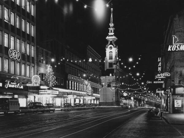 Christmas Lights Art Print featuring the photograph Christmas In Vienna by Archive Photos