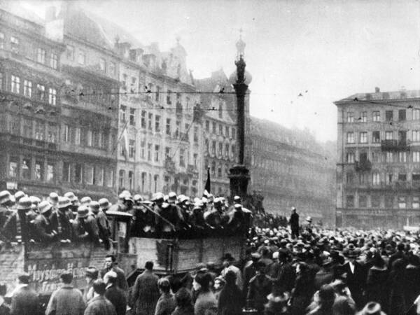 Crowd Art Print featuring the photograph Munich Putsch by Keystone