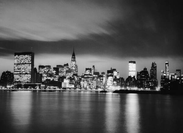 1950-1959 Art Print featuring the photograph Nyc Skyline At Night by George Marks